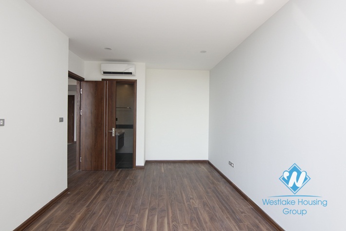 Brand new 4 bedroom apartment for rent in Hanoi Diplomatic Complex, Tay Ho
